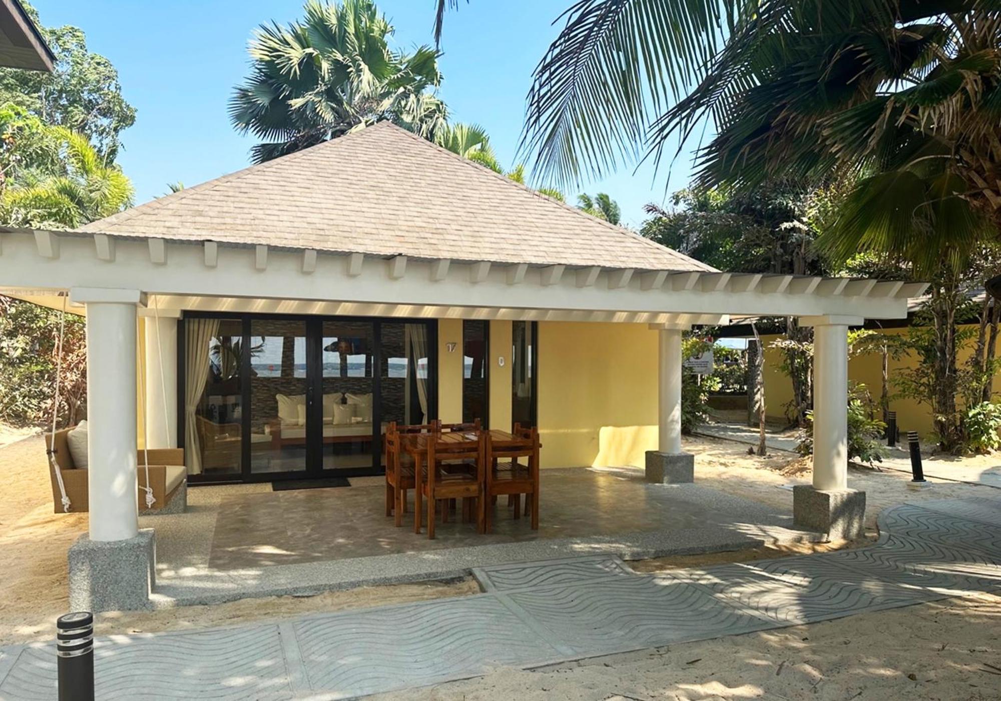 Puerto Del Sol Beach Resort And Hotel Club Bolinao Pangasinan Exterior photo
